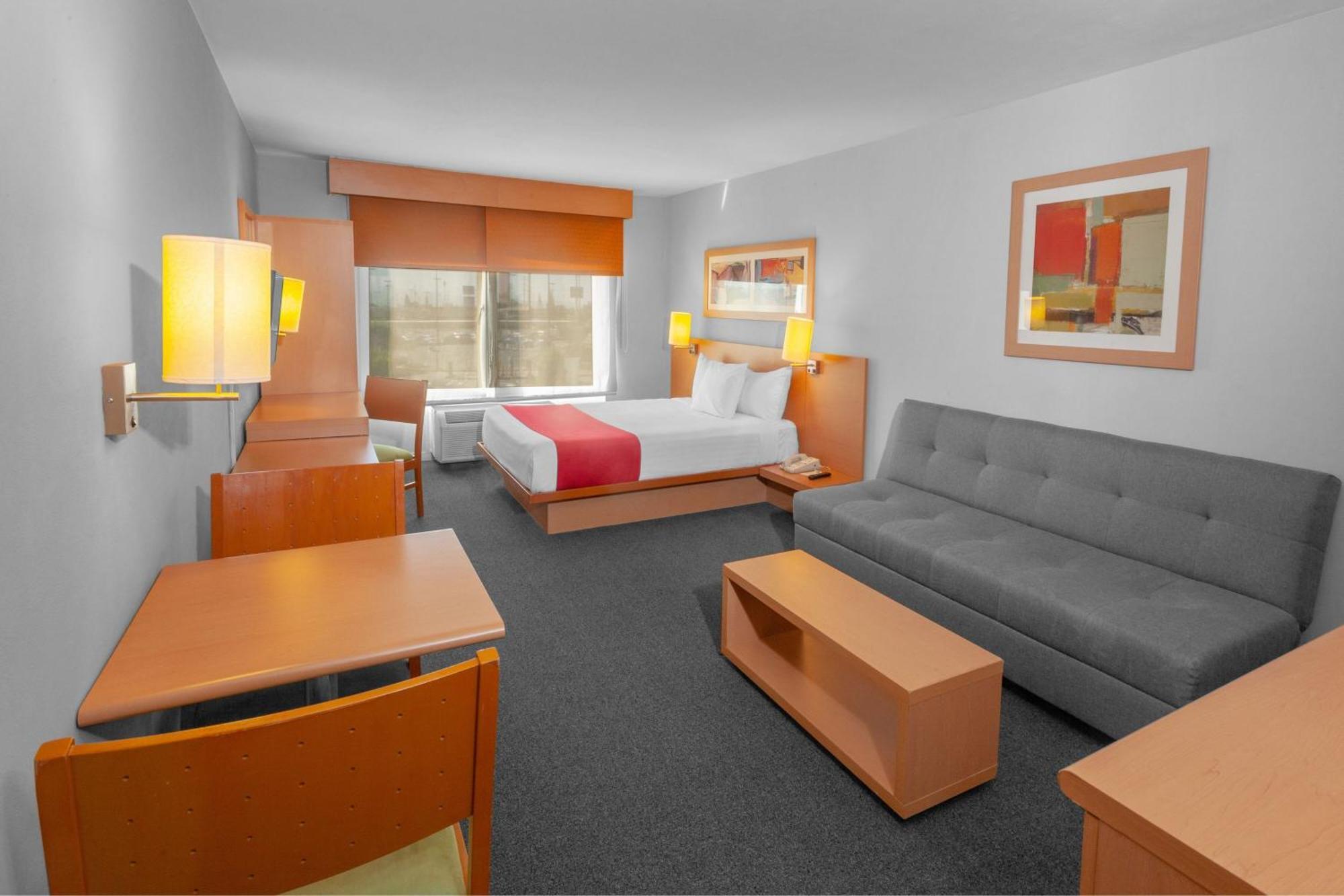ซิตี้ เอ็กซ์เพรส เซลายา ปาร์เก Hotel เคลาญา ภายนอก รูปภาพ